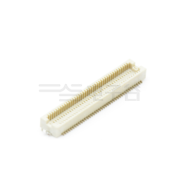 Board to Board Pitch0.5mm H2.1mm 双排立贴带柱带接地片母座 80Pin 本色 镀全金Gold flash
